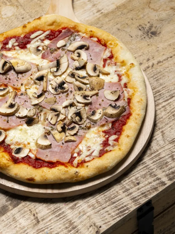 Pizzeria, Armentières, Pizza in Famiglia