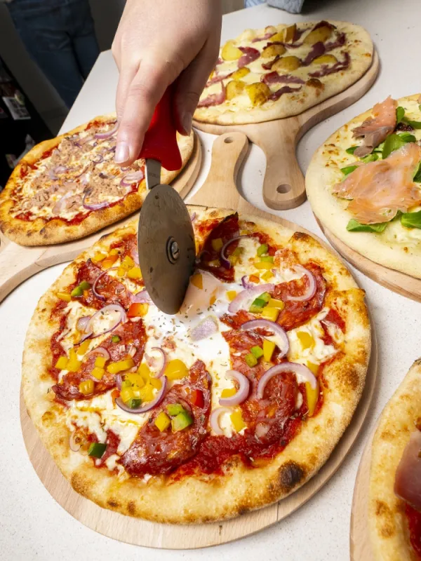 Pizzeria, Armentières, Pizza in Famiglia